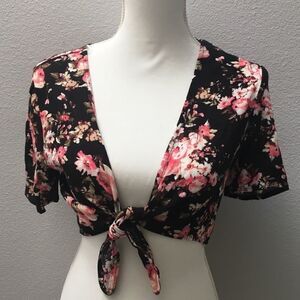 Polly & Esther Black Floral Tie-Front Blouse